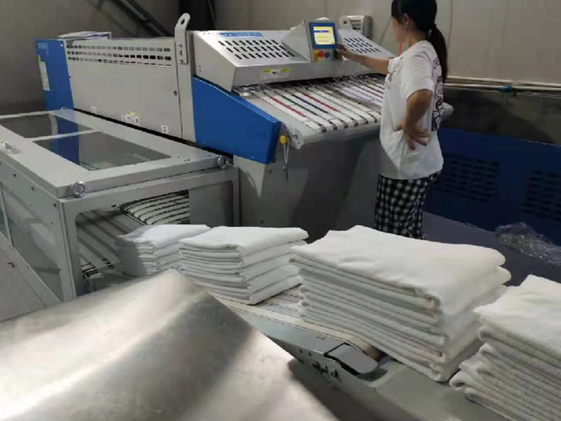 柳州巾类折叠机-02