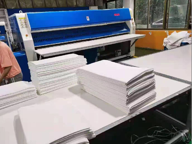 柳州高速熨烫机-01